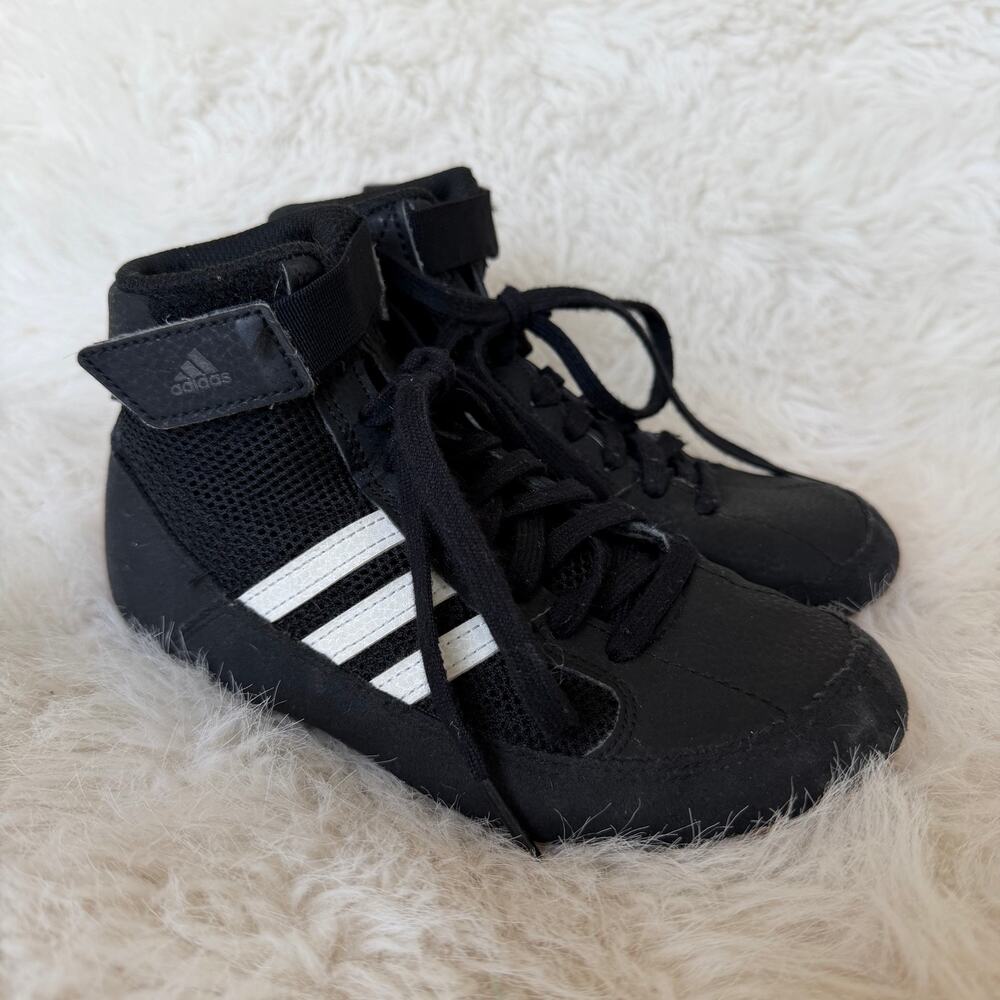 Adidas HVC wrestling shoes boys sz 1 black